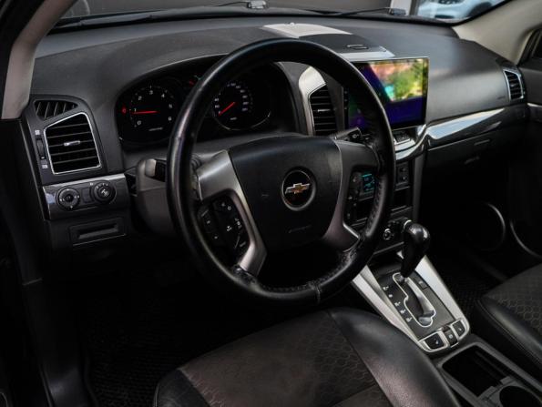 Chevrolet Captiva I Рестайлинг 2 с пробегом 2013 года, цена 1 310 000 рублей, 204351 км, внедорожник, Автокод Объявления