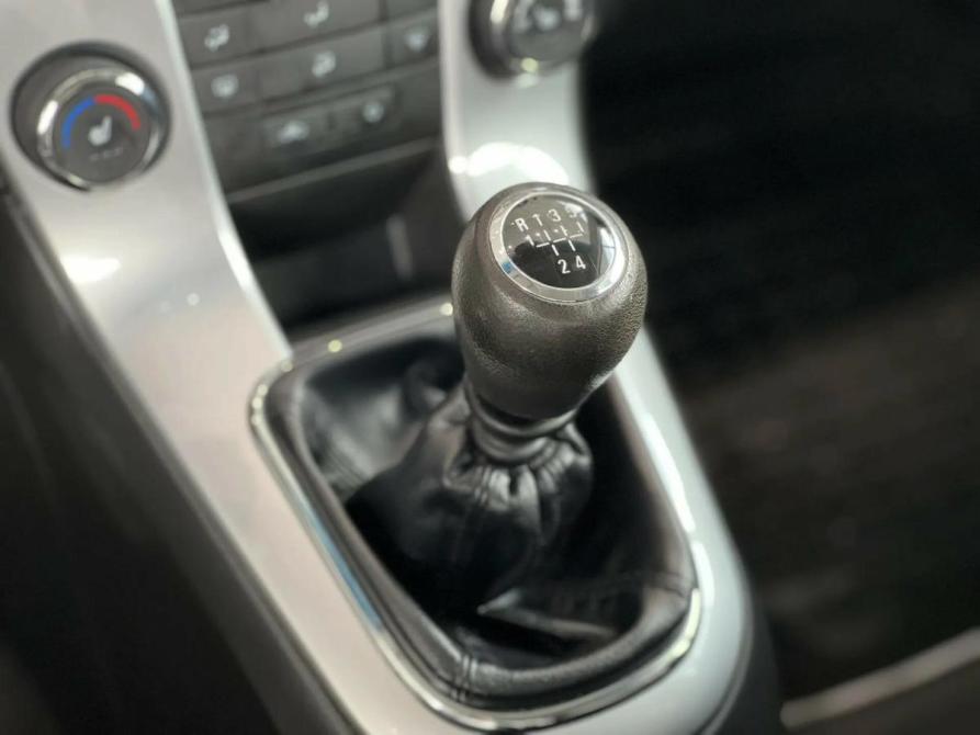 Chevrolet Cruze I Рестайлинг Екатеринбург  - изображение 21