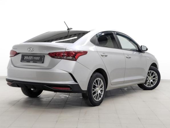 Hyundai Solaris II Рестайлинг с пробегом 2021 года, цена 1 670 000 рублей, 37766 км, седан, Автокод Объявления