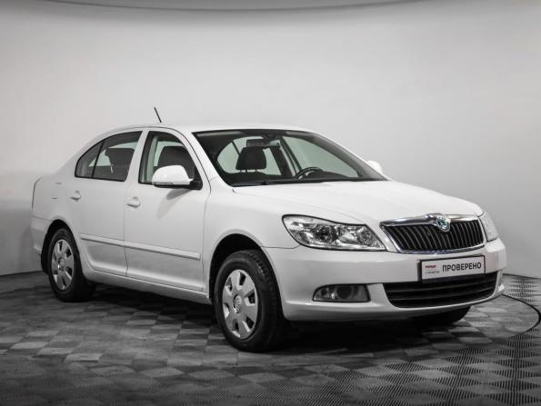 Skoda Octavia II (A5) Рестайлинг с пробегом 2012 года, цена 649 000 рублей, 134929 км, лифтбек, Автокод Объявления