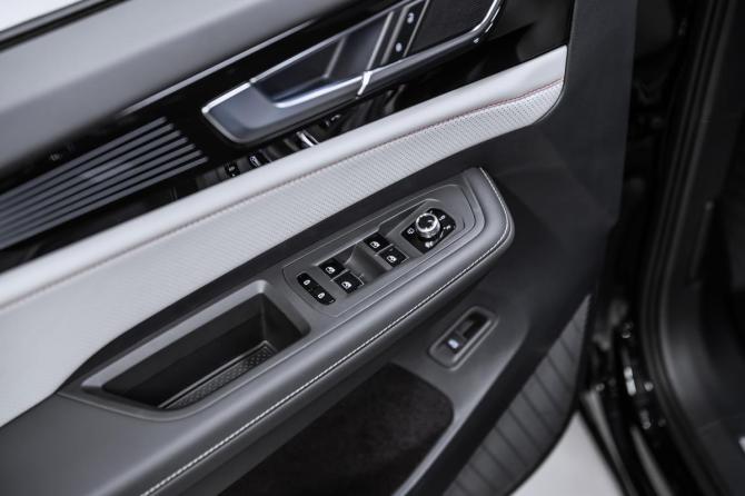 Новый Volkswagen Teramont I Рестайлинг (China Market) 2026 года, цена 5 400 000 рублей, внедорожник, Автокод Объявления