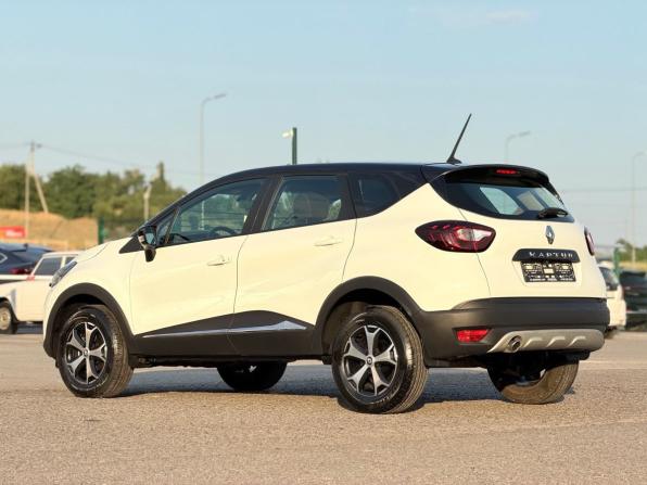 Renault Kaptur I Рестайлинг с пробегом 2021 года, цена 1 290 000 рублей, 46196 км, внедорожник, Автокод Объявления