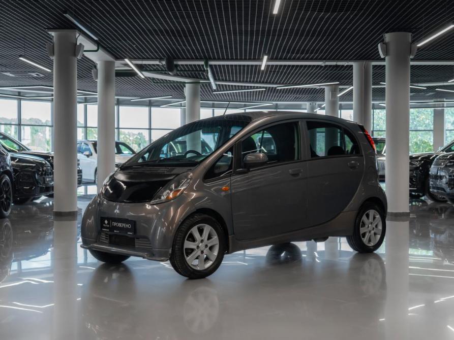 Mitsubishi i Москва  - изображение 1