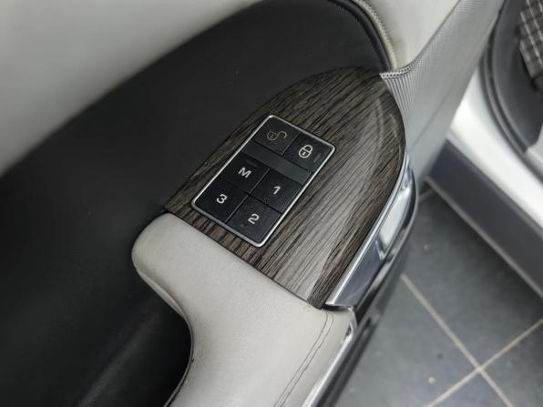 Land Rover Range Rover Sport II с пробегом 2014 года, цена 2 555 000 рублей, 207000 км, внедорожник, Автокод Объявления
