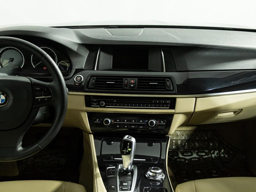 BMW 5 серии VI (F10/F11/F07) Рестайлинг Санкт-Петербург  - изображение 14