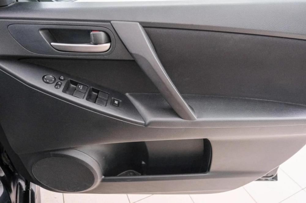 Mazda Axela II Красноярск  - изображение 19