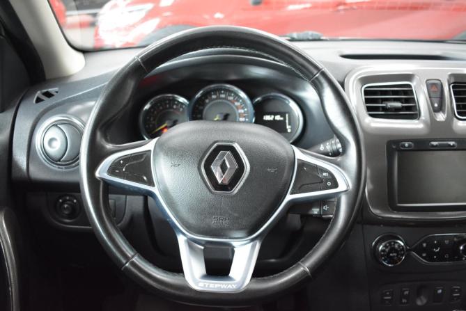 Renault Sandero II Рестайлинг с пробегом 2019 года, цена 1 199 000 рублей, 136000 км, хэтчбек, Автокод Объявления