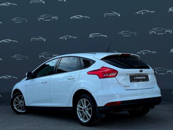 Ford Focus III Рестайлинг с пробегом 2018 года, цена 949 600 рублей, 176962 км, хэтчбек, Автокод Объявления