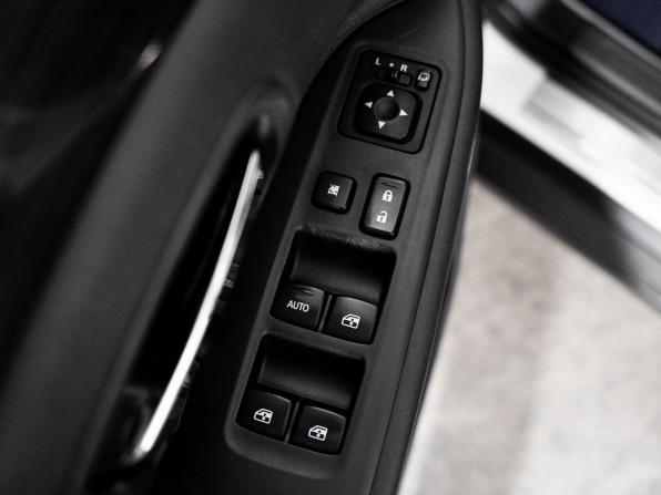 Mitsubishi Outlander III Рестайлинг 2 с пробегом 2015 года, цена 1 950 500 рублей, 93080 км, внедорожник, Автокод Объявления