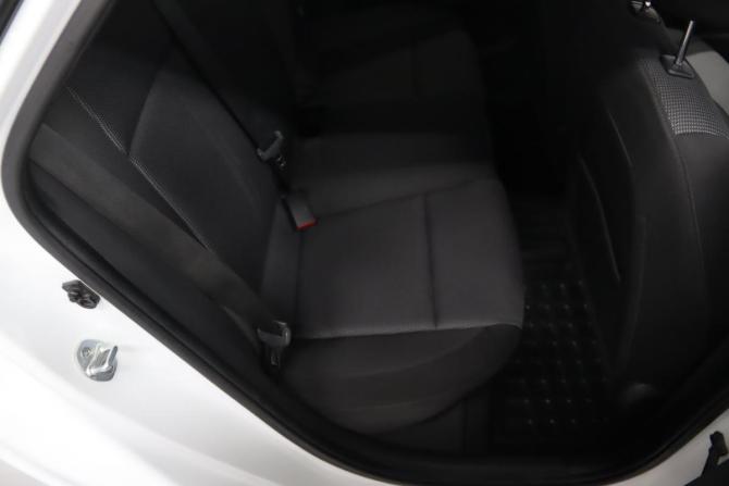 Hyundai Solaris II с пробегом 2018 года, цена 1 355 550 рублей, 142720 км, седан, Автокод Объявления