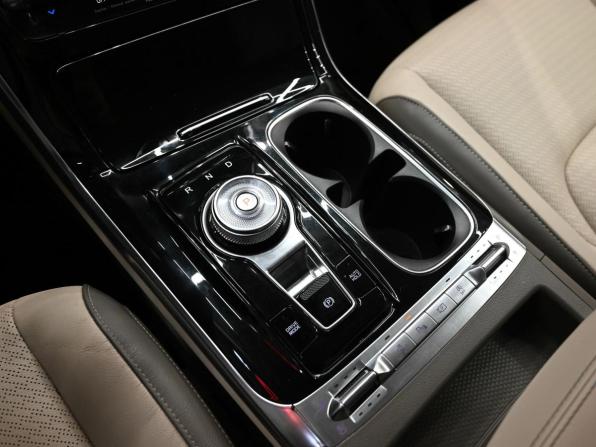 Kia Carnival IV с пробегом 2022 года, цена 4 700 000 рублей, 53865 км, минивэн, Автокод Объявления