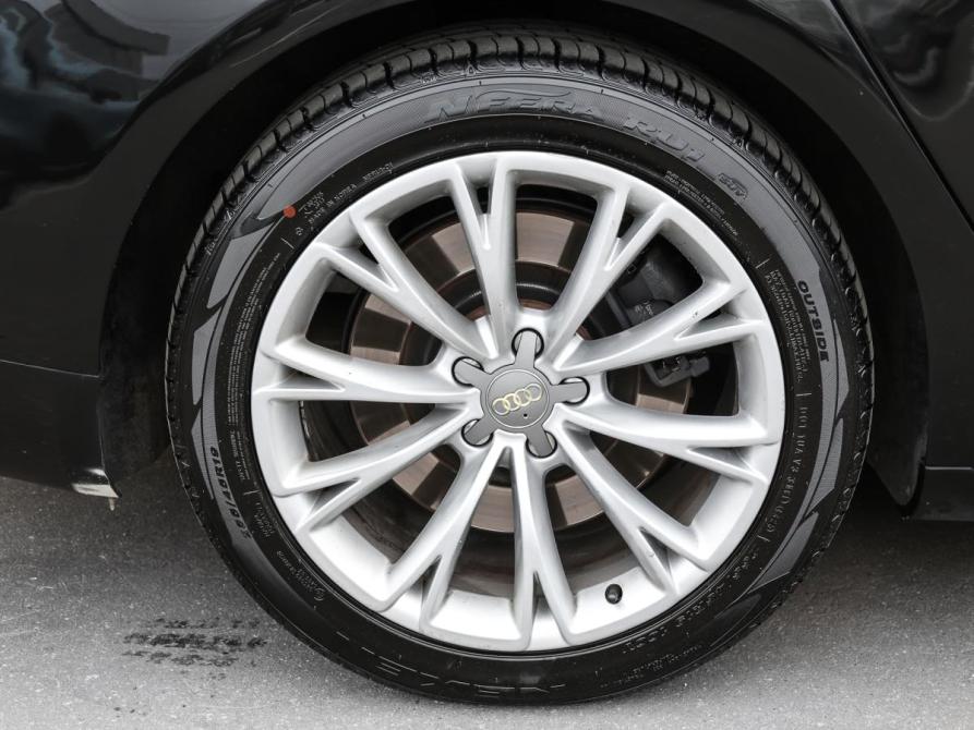 Audi A8 III (D4) Москва  - изображение 26