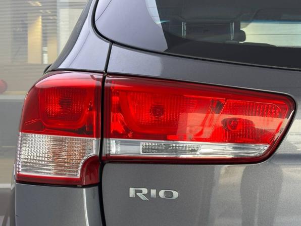 Kia Rio III Рестайлинг с пробегом 2015 года, цена 1 100 000 рублей, 104047 км, хэтчбек, Автокод Объявления