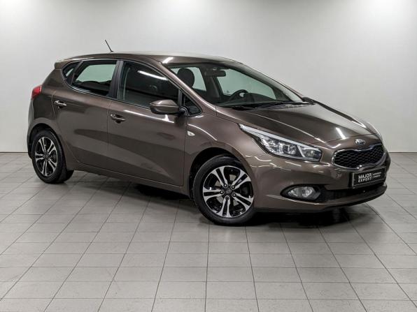Kia Ceed II с пробегом 2014 года, цена 1 190 000 рублей, 121108 км, хэтчбек, Автокод Объявления