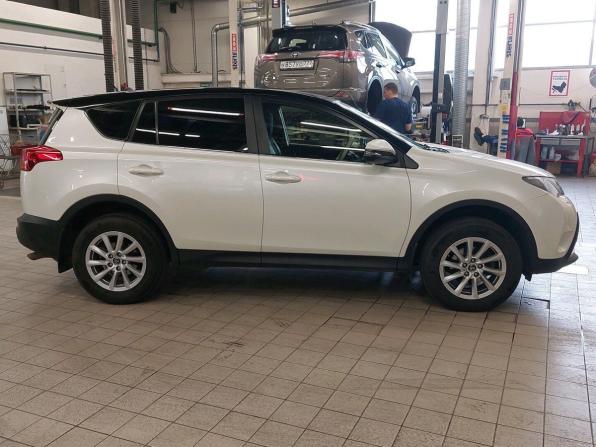 Toyota RAV4 IV (XA40) с пробегом 2015 года, цена 1 630 000 рублей, 128326 км, внедорожник, Автокод Объявления