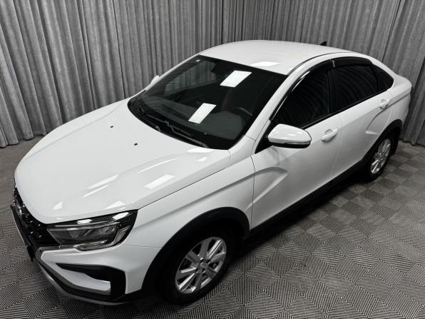 Lada (ВАЗ) Vesta I Рестайлинг (NG) с пробегом 2023 года, цена 1 370 000 рублей, 34343 км, седан, Автокод Объявления