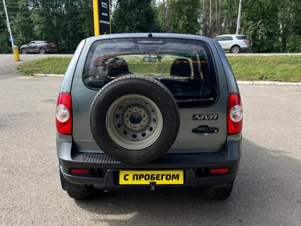 Chevrolet Niva I Рестайлинг с пробегом 2011 года, цена 570 000 рублей, 113000 км, внедорожник, Автокод Объявления
