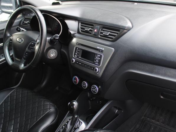 Kia Rio III Рестайлинг с пробегом 2017 года, цена 1 199 000 рублей, 89261 км, седан, Автокод Объявления