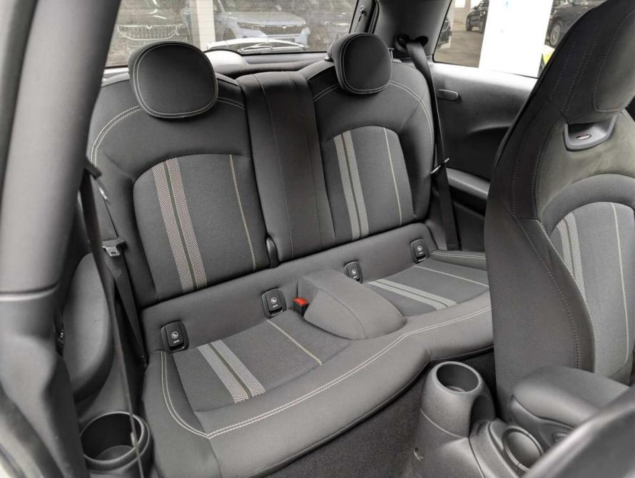 Mini Hatch III (F55/F56) Москва  - изображение 17