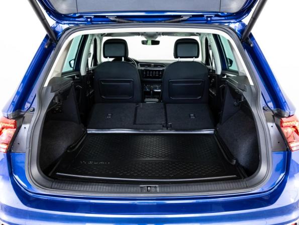 Volkswagen Tiguan II с пробегом 2018 года, цена 2 499 000 рублей, 122287 км, внедорожник, Автокод Объявления