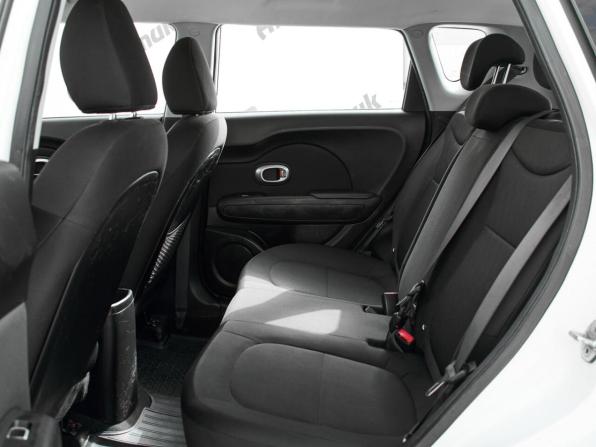 Kia Soul II Рестайлинг с пробегом 2018 года, цена 1 250 000 рублей, 94957 км, хэтчбек, Автокод Объявления