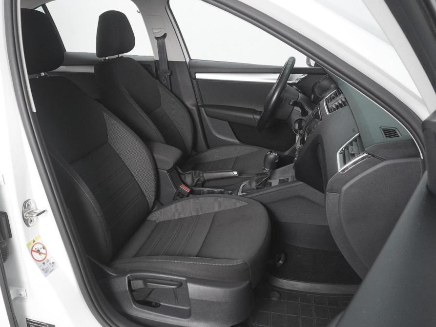 Skoda Octavia III (A7) Рестайлинг Ростов-на-Дону  - изображение 8
