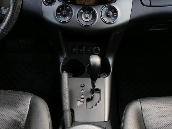 Toyota RAV4 III (XA30) Рестайлинг с пробегом 2012 года, цена 1 599 000 рублей, 116248 км, внедорожник, Автокод Объявления