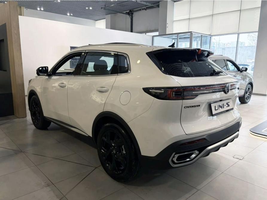 Changan UNI-S (CS55 Plus) I Рестайлинг Новосибирск  - изображение 2