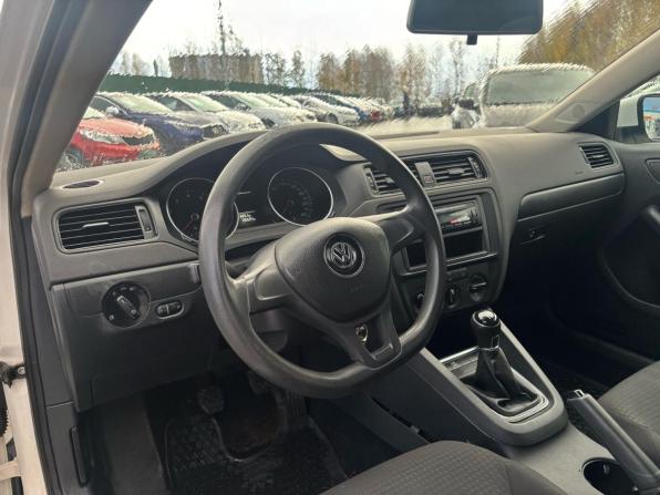Volkswagen Jetta VI Рестайлинг с пробегом 2015 года, цена 920 000 рублей, 196595 км, седан, Автокод Объявления