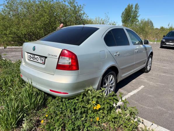 Skoda Octavia II (A5) Рестайлинг с пробегом 2012 года, цена 1 100 000 рублей, 169000 км, лифтбек, Автокод Объявления