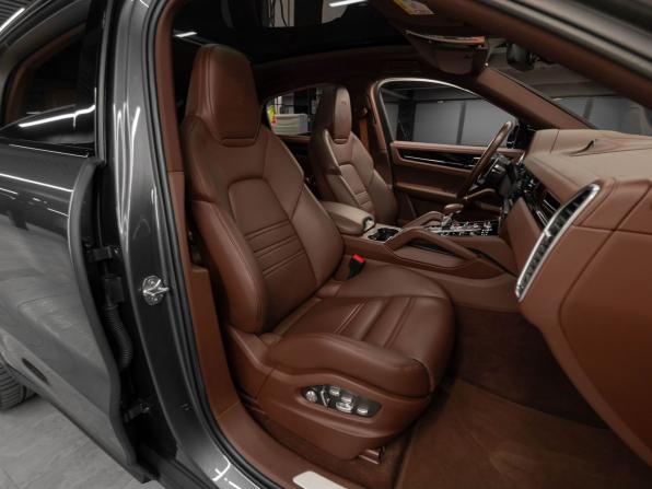 Porsche Cayenne III с пробегом 2021 года, цена 10 500 000 рублей, 54447 км, внедорожник, Автокод Объявления