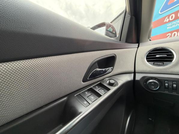Chevrolet Cruze I Рестайлинг с пробегом 2013 года, цена 740 000 рублей, 154230 км, седан, Автокод Объявления