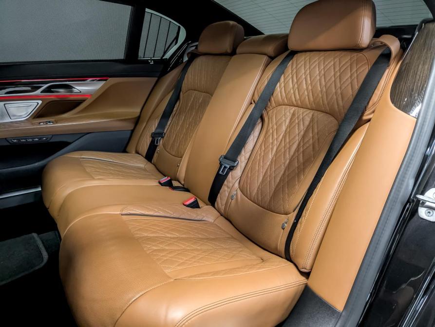 BMW 7 серии VI (G11/G12) Рестайлинг Москва  - изображение 13