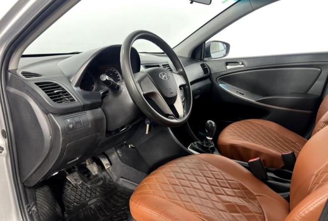 Hyundai Solaris I Рестайлинг с пробегом 2015 года, цена 895 000 рублей, 181488 км, седан, Автокод Объявления