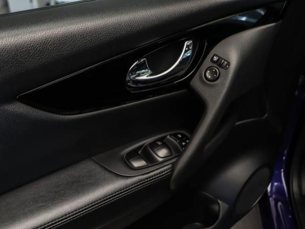 Nissan Qashqai II с пробегом 2018 года, цена 1 949 000 рублей, 94500 км, внедорожник, Автокод Объявления
