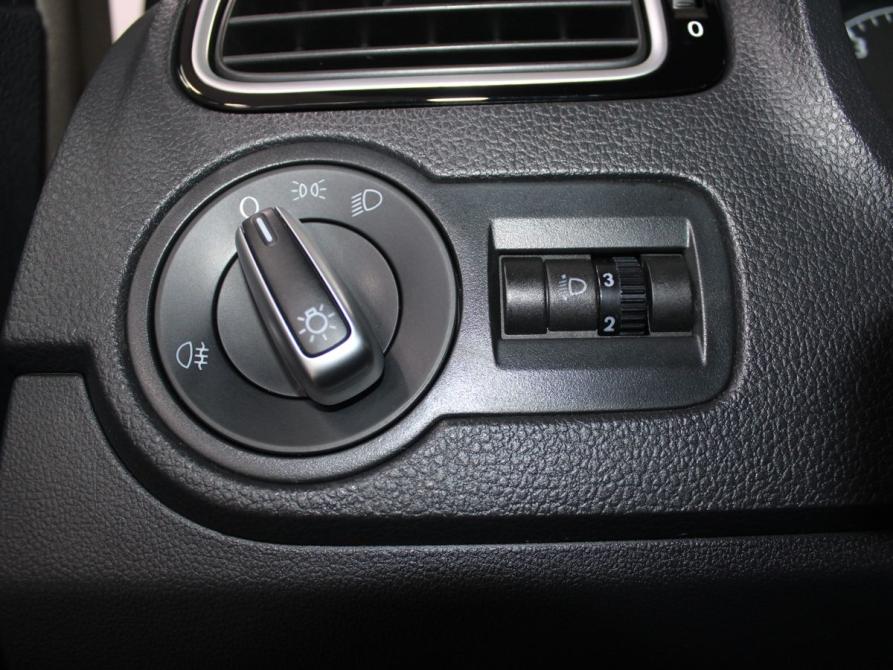 Volkswagen Polo V Рестайлинг Старый Оскол  - изображение 13