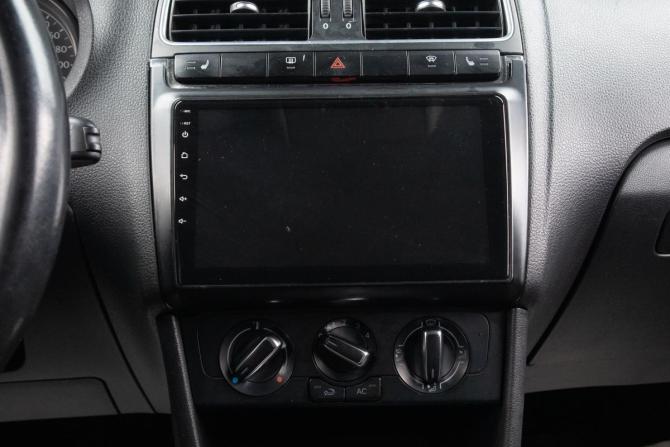 Volkswagen Polo V с пробегом 2012 года, цена 599 000 рублей, 355061 км, седан, Автокод Объявления
