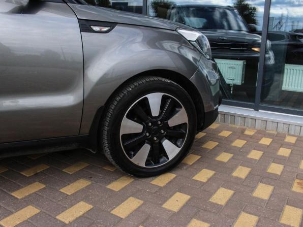 Kia Soul II Рестайлинг с пробегом 2017 года, цена 1 460 600 рублей, 74531 км, хэтчбек, Автокод Объявления