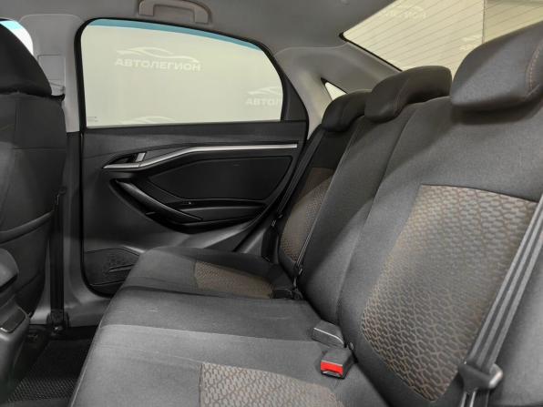 Lada (ВАЗ) Vesta I с пробегом 2018 года, цена 860 000 рублей, 119631 км, седан, Автокод Объявления