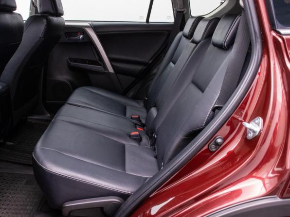 Toyota RAV4 IV (XA40) Рестайлинг с пробегом 2018 года, цена 2 495 000 рублей, 134000 км, внедорожник, Автокод Объявления