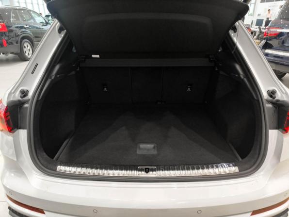 Audi Q3 II (F3) с пробегом 2024 года, цена 4 950 000 рублей, 12278 км, внедорожник, Автокод Объявления
