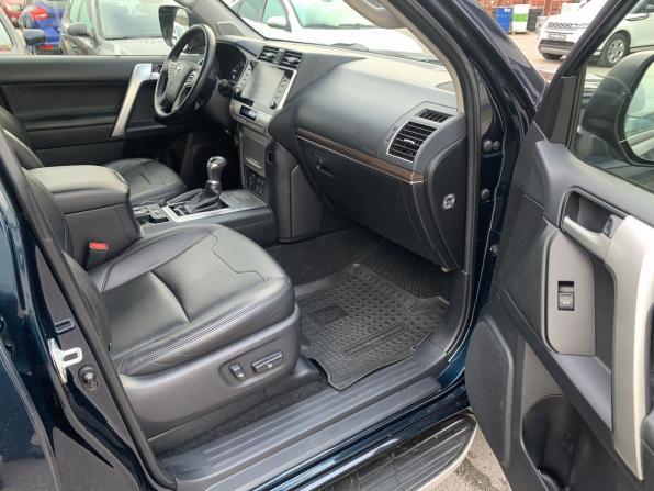 Toyota Land Cruiser Prado 150 Series Рестайлинг 3 с пробегом 2021 года, цена 5 499 000 рублей, 158050 км, внедорожник, Автокод Объявления