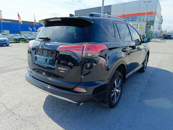 Toyota RAV4 IV (XA40) Рестайлинг с пробегом 2017 года, цена 1 899 995 рублей, 195001 км, внедорожник, Автокод Объявления
