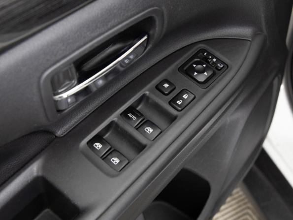 Mitsubishi Outlander III Рестайлинг 2 с пробегом 2015 года, цена 1 499 000 рублей, 259760 км, внедорожник, Автокод Объявления