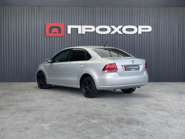 Volkswagen Polo V с пробегом 2013 года, цена 657 000 рублей, 197777 км, седан, Автокод Объявления