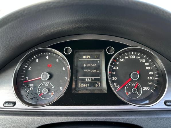 Volkswagen Passat B7 с пробегом 2012 года, цена 1 219 000 рублей, 205997 км, седан, Автокод Объявления