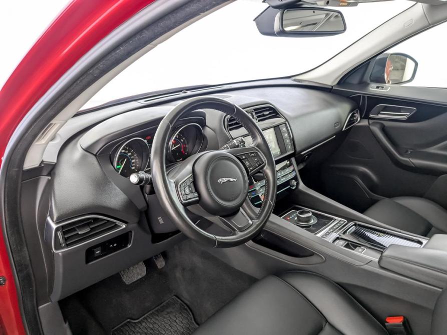 Jaguar F-Pace I Москва  - изображение 16