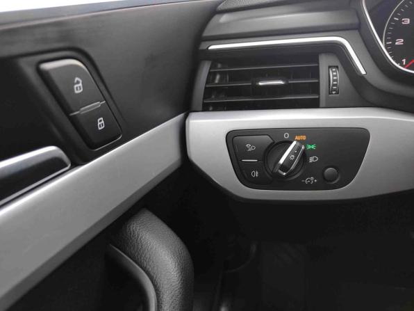 Audi A4 V (B9) с пробегом 2018 года, цена 1 975 000 рублей, 147912 км, седан, Автокод Объявления