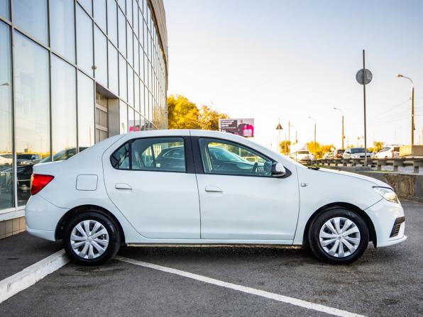 Renault Logan II Рестайлинг с пробегом 2020 года, цена 548 000 рублей, 369992 км, седан, Автокод Объявления