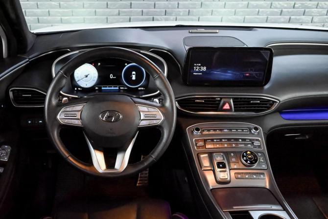 Hyundai Santa Fe IV Рестайлинг с пробегом 2021 года, цена 3 950 000 рублей, 65770 км, внедорожник, Автокод Объявления